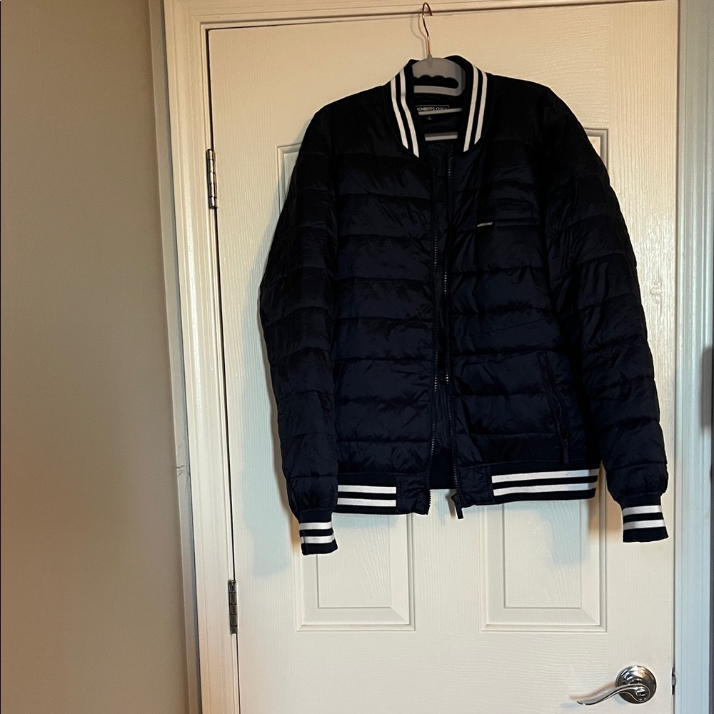 Members Only Navy Puffer Jacket with Striped Collar